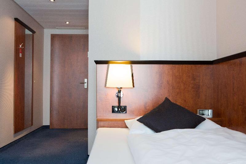 Amedia Frankfurt Russelsheim Trademark Collection By Wyndham Exterior photo