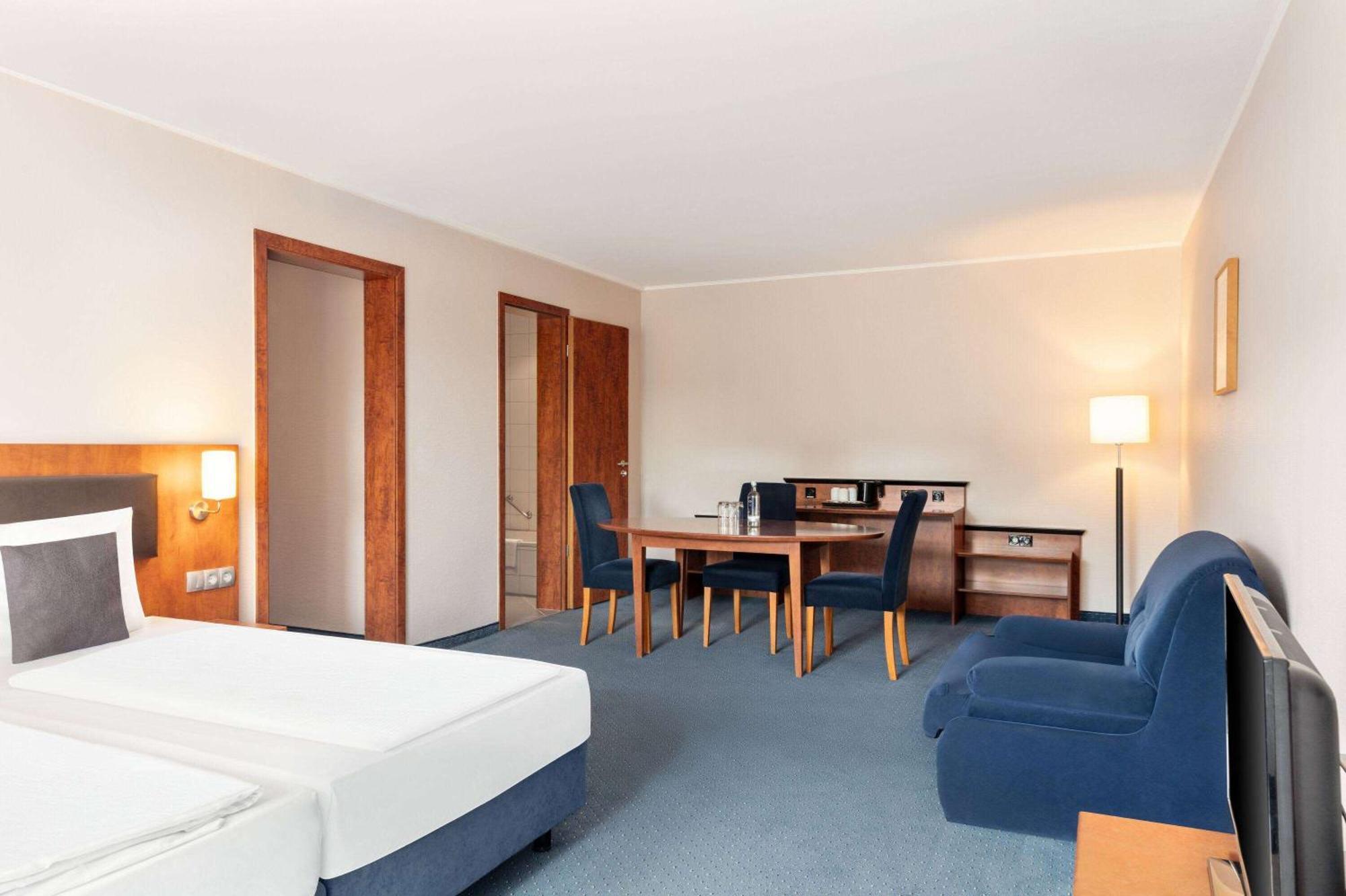Amedia Frankfurt Russelsheim Trademark Collection By Wyndham Exterior photo